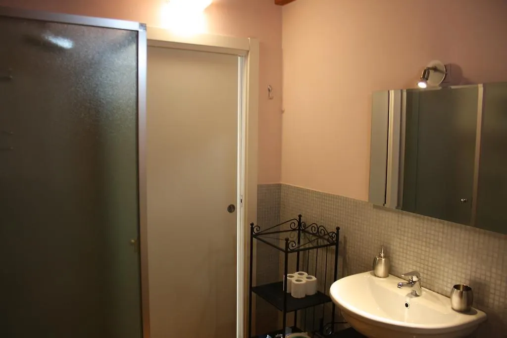 Apartment Via Maironi Da Ponte Bergamo Italy
