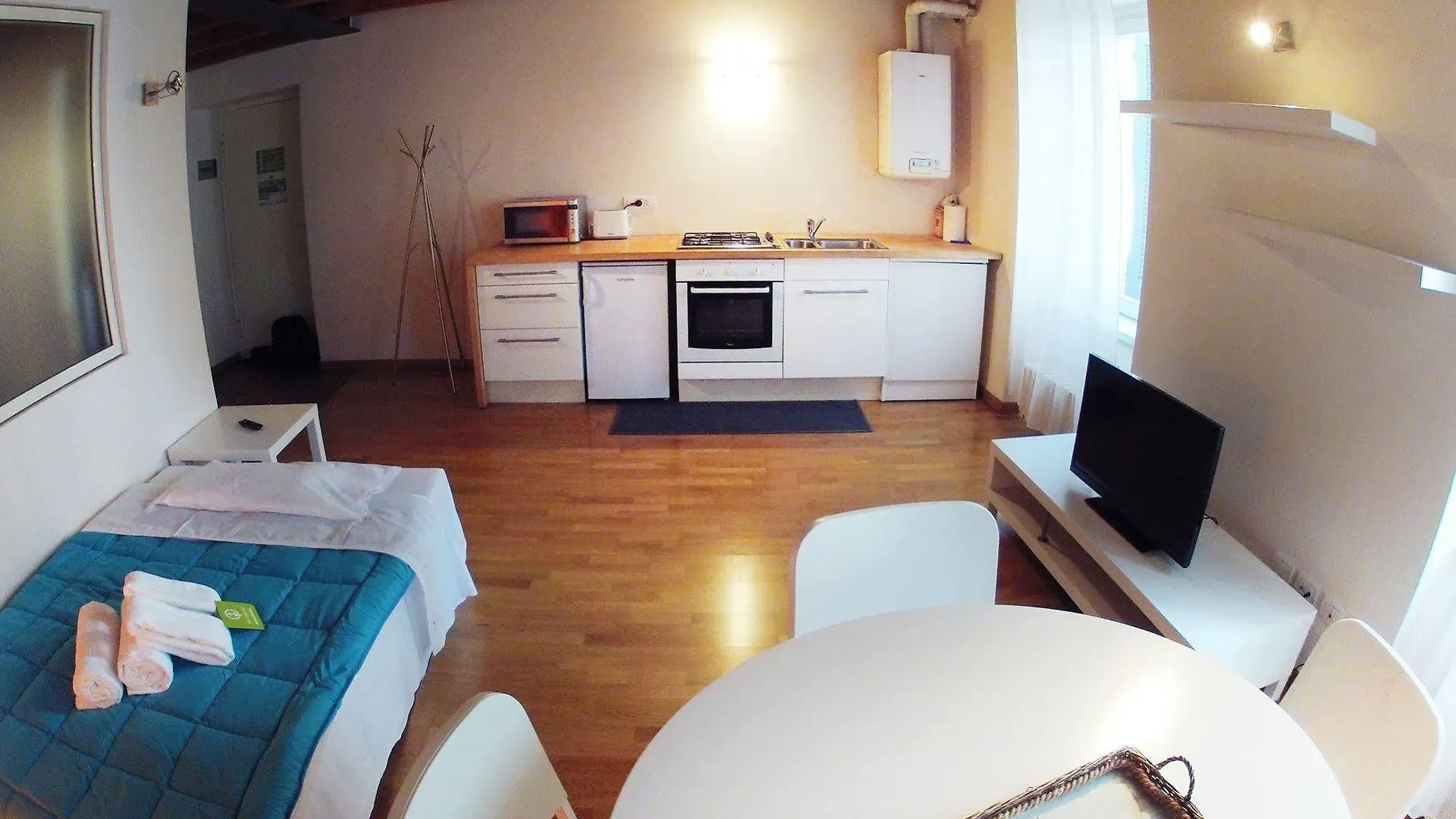 Apartment Via Maironi Da Ponte Bergamo 0*,  Italy